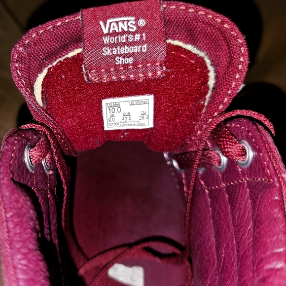 Shoes - Picture 7 of 7